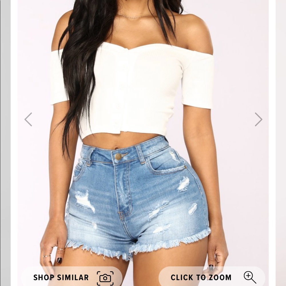 Fashion nova crop top